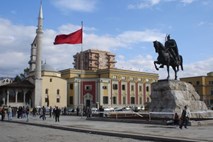 Albanija bo dala državljanstvo vsem Albancem