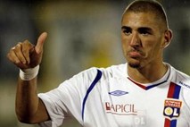 Benzema drugič zapored najboljši francoski nogometaš leta; v Srbiji nagrada Ivanoviću, v Avstriji Alabi