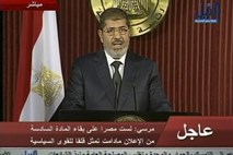 Morsi: Nova ustava vzpostavlja novo republiko