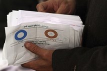 Egipt: Na referendumu skoraj dve tretjini volivcev podprlo novo ustavo