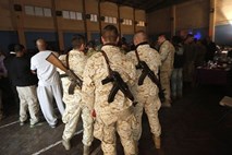 V reševalni operaciji v Alžiriji ubitih 34 talcev, rešenih 26