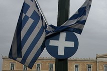 Grčija lani drastično oklestila proračunski primanjkljaj