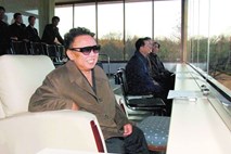 Truplo Kim Jong Ila je največja turistična atrakcija Severne Koreje