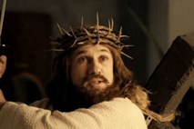 Maščevanje Jezusa: Waltz v novi krvavi uspešnici Quentina Tarantina