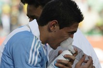 Težave Argentincev v La Pazu: Messi bruhal, di Maria »hlastal« za zrakom