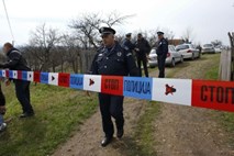 Krvavi strelski pokol v Srbiji: 60-letnik ubil 13 ljudi, med drugim tudi sina in starša