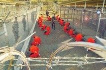 Guantanamo: Ujetniki, ki gladovno stavkajo, prosijo za neodvisne zdravnike