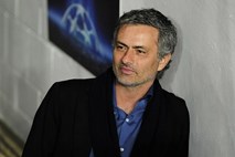 Mourinho tudi uradno postal trener Chelseaja