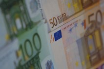 Zahtevana donosnost na slovenske obveznice spet občutno višja