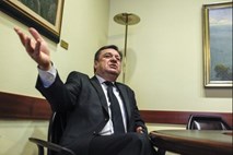 Janković: Če bi bil izvoljen za predsednika PS, bi Bratuškova lahko ostala premierka