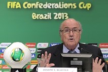 Blatter bi rasizem v nogometu odpravil z ostrejšimi kaznimi