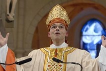 Zapravljivi nemški škof kaznovan zaradi laganja pod prisego