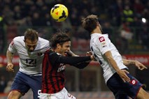 Milanski navijači zadržali nogometaše na stadionu