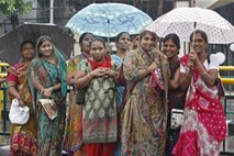Domnevno skupinsko posilstvo in smrt žrtve v Indiji znova spodbudila proteste