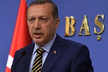 Erdogan zamenjal deset ministrov
