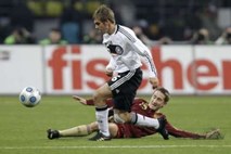 Zvezdnik nemškega nogometa razkril, da je homoseksualec