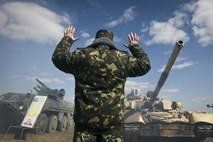 Rusija: 8000 ukrajinskih vojakov prestopilo na rusko stran