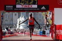 Na londonskem maratonu zmagal kenijski atlet Wilson Kipsang in postavil nov najboljši čas