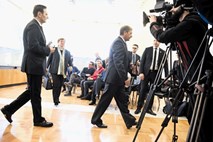 Minister Erjavec: V političnih odnosih z Zagrebom ni velikega zaupanja