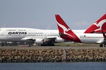 Avstralski Qantas ob več kot milijardni izgubi potrdil odpuščanja