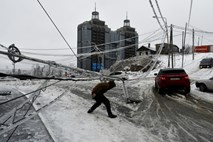#video Na ruskem daljnem vzhodu izredne razmere  po ledenem dežju