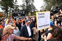 #video Avstralke množično na ulice: Nasilje nad ženskami naj se razglasi za izredno stanje