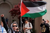#foto Študentski protesti v ZDA proti vojni v Gazi se zaostrujejo