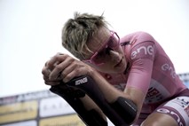  107. dirka po Italiji: UCI pomagala uresničiti željo Thomasa
