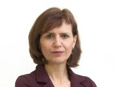 - 17.02.2017 - Tanja Lesničar Pučko, novinarka - kolumnistka- Dnevnik 2017 - portret za komentarje in kolumne - komentatorji - kolumnisti - novinarji - //FOTO: Nada Žgank