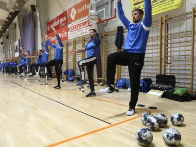 - 26.12.2022 &ndash; mo&scaron;ka rokometna reprezentanca - uvodni trening mo&scaron;ke reprezentance - priprave za nastop na SP 2023 na Poljskem in &Scaron;vedskem.&nbsp;//FOTO: Luka Cjuha