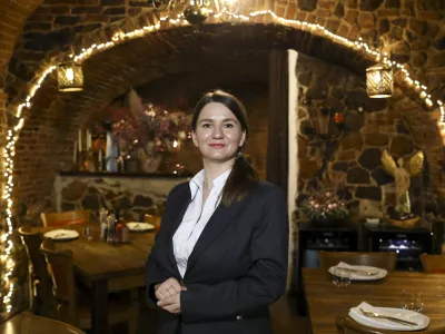 Mila Nikić - 11.01.2024 &ndash; Okrepčevalnica Čompa, gostinski lokal, Trubarjeva cesta 40, //FOTO: Luka Cjuha