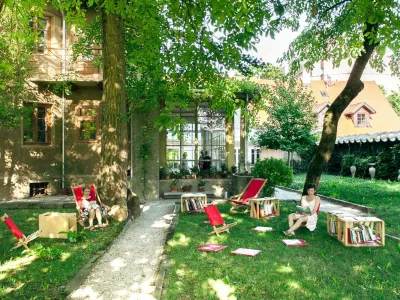 Knjižnica pod kro&scaron;njami Plečnikova hi&scaron;a