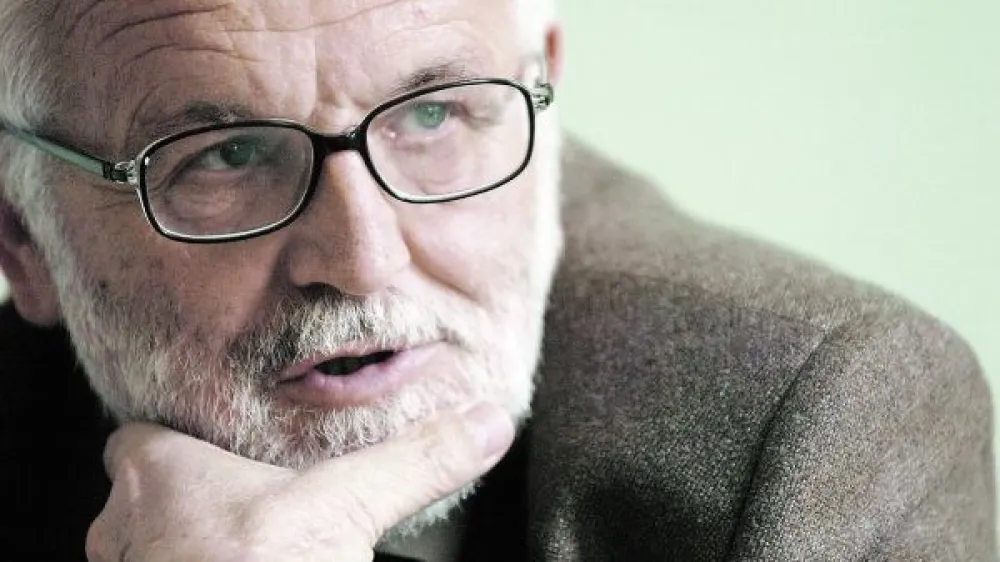 Prof.dr. Jože Mencinger.