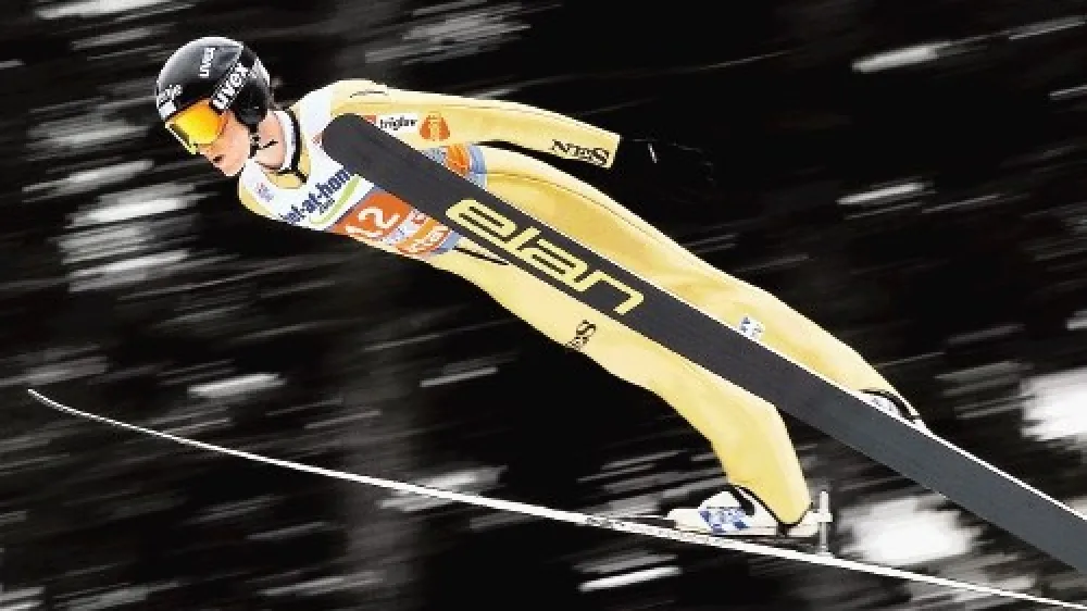 Peter Prevc: Takoj po odskoku na mizi sem vedel, da bo &scaron;lo daleč, drugi skok je  bil sicer dober, vendar slab&scaron;i od prvega. Bergisel je skakalnica, ki mi očitno leži.