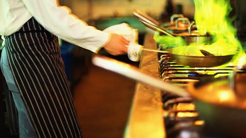 Kuhati zgodovino - Dokumentarni film. Režija Peter Kerekes