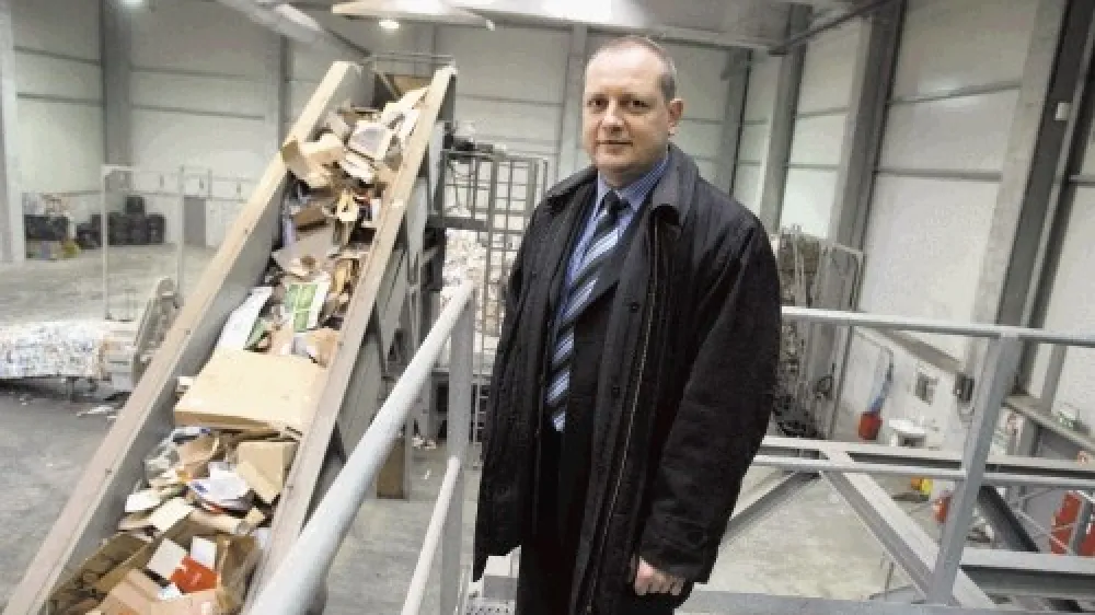 Z domačini nismo imeli težav, pravi Marko Zidan&scaron;ek. Vse, kar smo jim obljubili, smo tudi izpolnili. Pojasnili smo jim, da želimo uresničiti več različnih okoljskih ciljev in da se bo kakovost okolja le izbolj&scaron;ala.