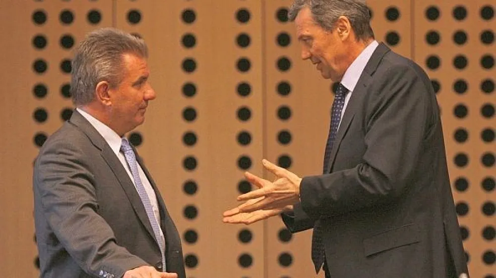 Minister za delo, družino in socialo Andrej Vizjak in predsednik ESS Jože Smole.