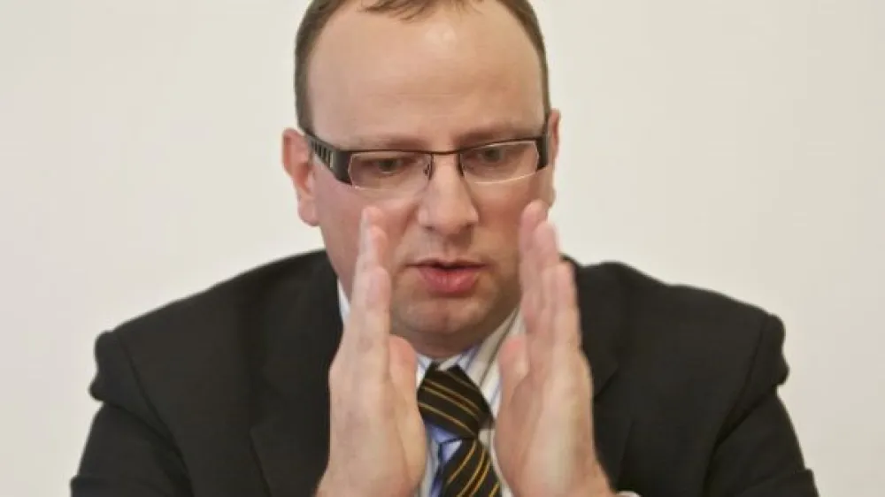 Predsednik SLS Radovan Žerjav se zavzema za varčevanje v Ljubljani.