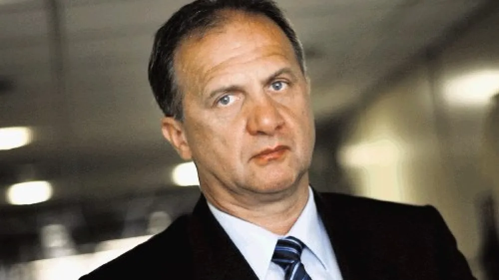 Ivan Simič: 
Ob predstavitvi teh ukrepov sem dobil občutek, da so nastali zaradi zahtev sindikatov po obdavčitvi premožnej&scaron;ih. Po preverjanju statutov dveh sindikatov nisem nikjer zasledil, da je njihova naloga doseči &scaron;e vi&scaron;jo obdavčitev tistih, ki so že zdaj močno obdavčeni. Pri oceni  finančnega učinka pa ne smemo pozabiti na  stro&scaron;ke, ki bodo nastali s pobiranjem teh davkov.