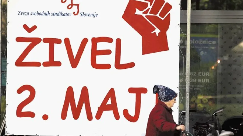 Zmanj&scaron;anje dela prostih dni s trinajstih na enajst bi od&scaron;krtnilo velik delež prostega časa sicer delovno visoko obremenjenim slovenskim delavcem.