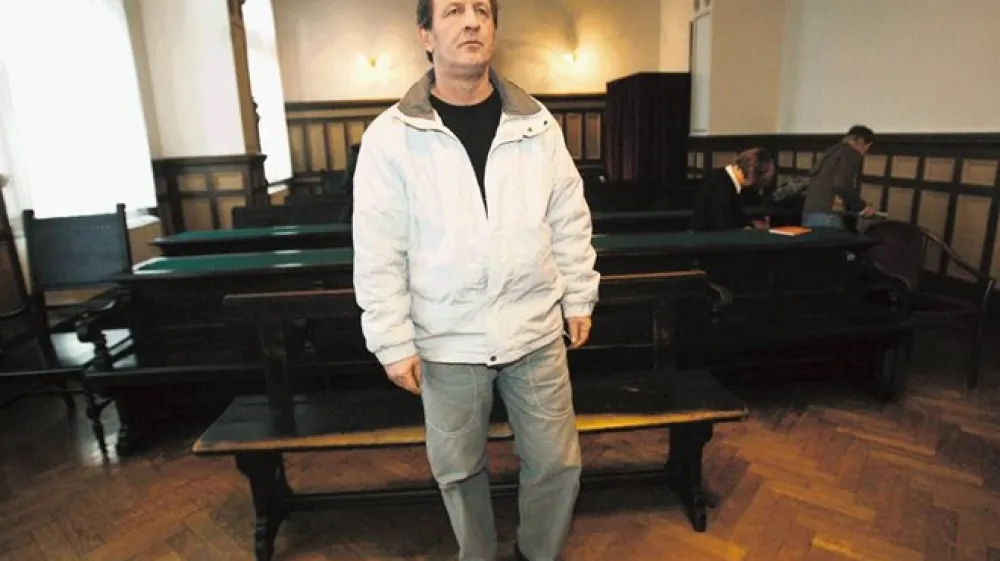 Po mnenju sodi&scaron;ča je Branislav Nikić kolega napadel pod vplivom alkohola in močne razdraženosti.