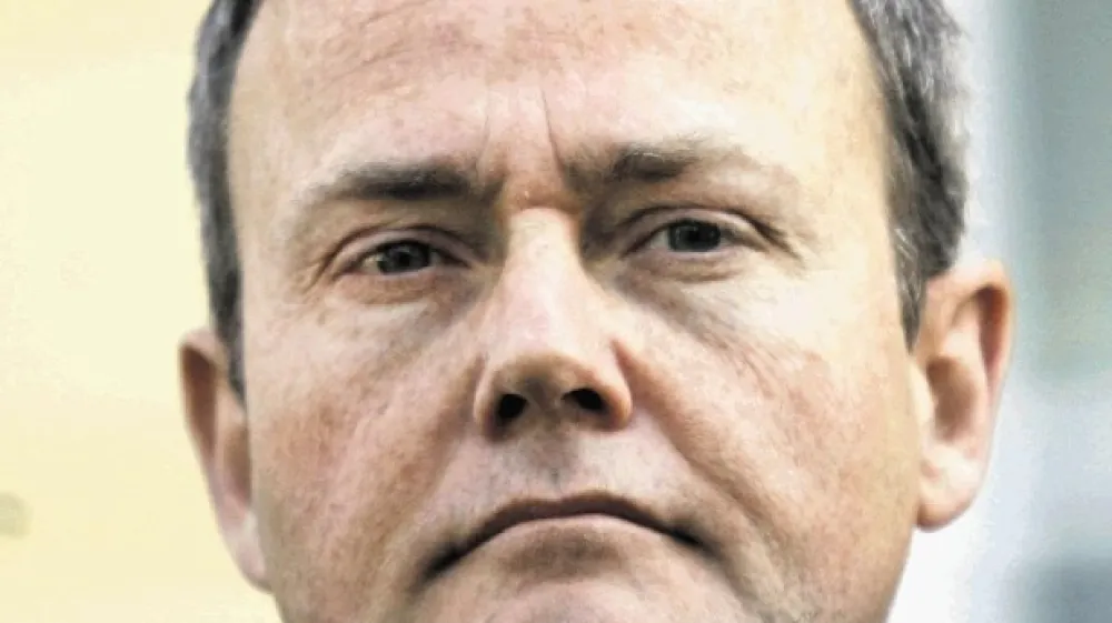 Občina si je prizadevala za dvig deleža dohodnine, ki ga prejme mesto.  In ker očitno niso bili zadovoljni z izidom pogajanj, je pri&scaron;lo do bizarne situacije, da je komisija odločala o nečem, o čemer smo legalno že glasovali.