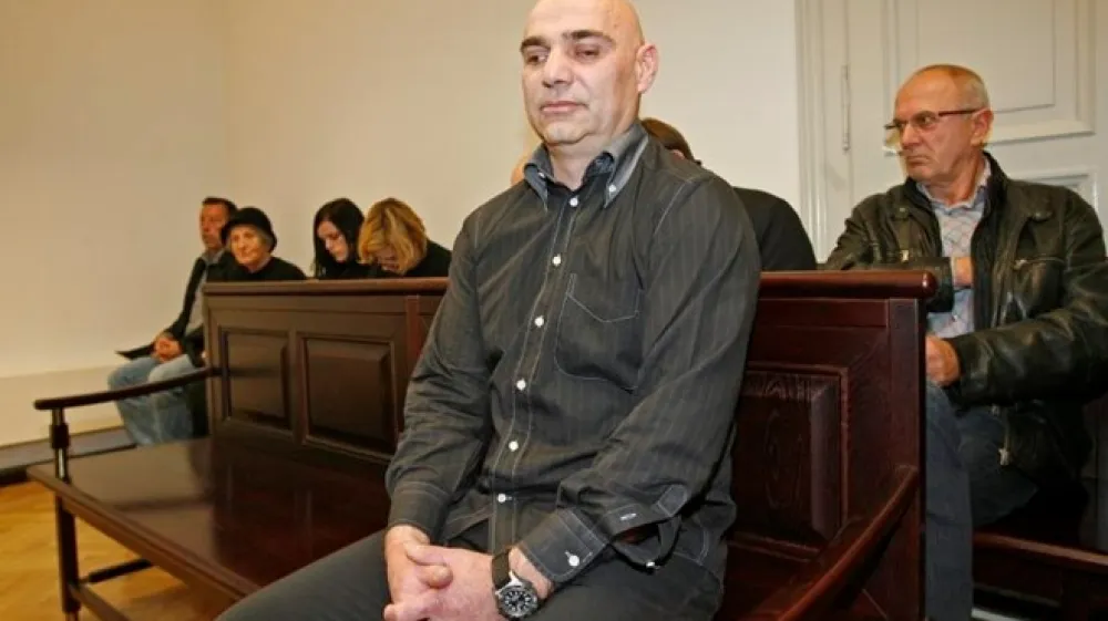 Miro Kolenc trdi, da se je vreme izredno hitro poslab&scaron;alo in da je v danih razmerah naredil vse, kar je bilo mogoče. (Foto: Tomaž Skale)