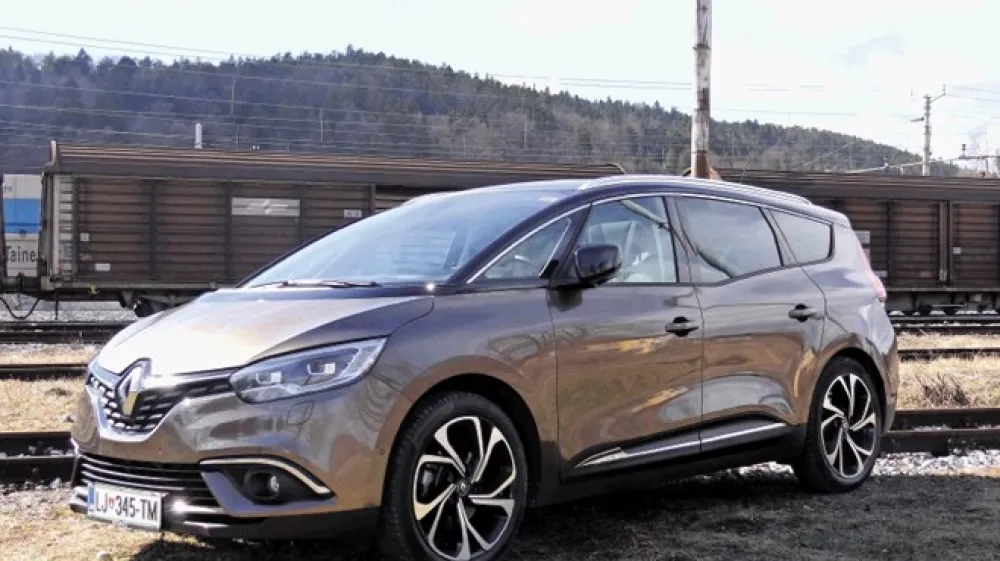 Renault grand scenic (zgoraj) in opel zafira