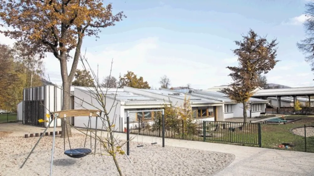 Za novo telovadnico osnovne &scaron;ole Vižmarje Brod sta ljubljanska mestna občina in Zbornica za arhitekturo in prostor Slovenije konec januarja objavili arhitekturni javni natečaj.