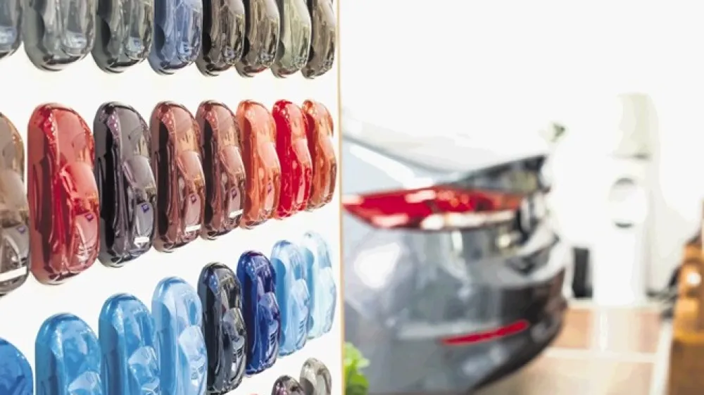 Čeprav je izbira barv na avtomobilskem trgu z vsakim novim modelom  pestrej&scaron;a, se kupci večinoma odločajo za ene in iste odtenke.