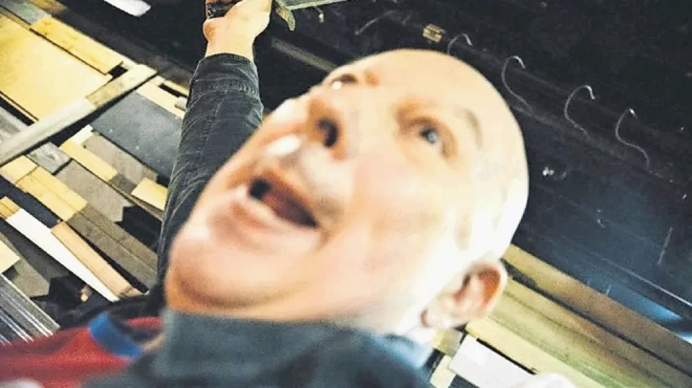 Pri nastajanju predstave Idioti v režiji Nine Rajić Kranjac so si za izhodi&scaron;če vzeli istoimenski film Larsa von Trierja, dodatna gradiva pa so prispevali režiserka, dramaturginja in igralci, med njimi tudi Ivo Godnič.