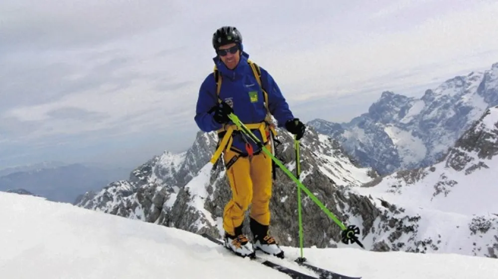 Davo Karničar je pripravljen na smučanje s K2.