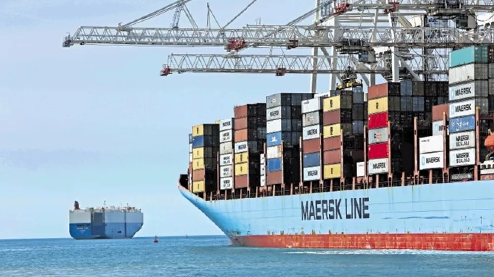 Kontejnerski terminal Luke Koper je bil že sedmo leto zapored vodilni kontejnerski terminal na Jadranu, lani so  z ladij in na njih razložili in naložili 844.778 TEU-kontejnerjev.