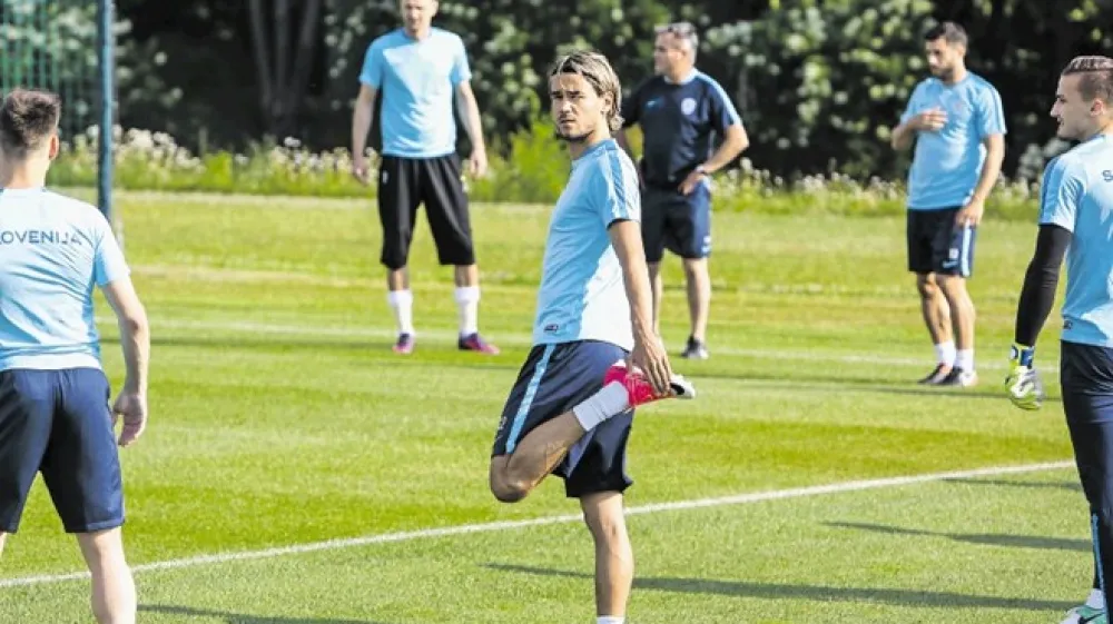 Rene Krhin: Klub je pripravljen na pogajanja. Granada bo poleti osvežila mo&scaron;tvo, zato se mi zdi, da obema stranema ustreza iskanje novih možnosti.